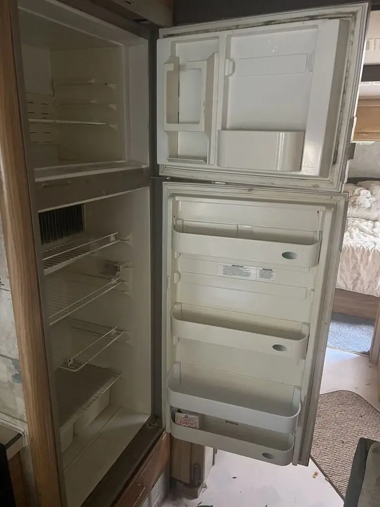 2000 Fleetwood Bounder Class A Motorhome
