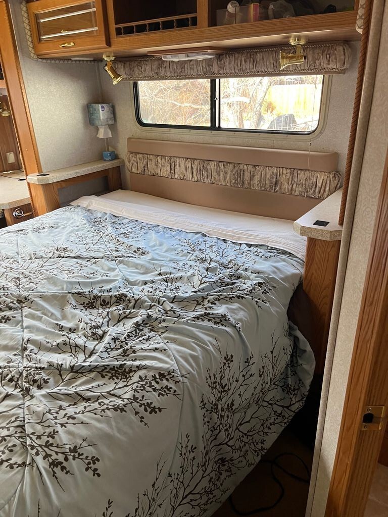 2003 Gulf Stream Sun Voyager Class A Motorhome