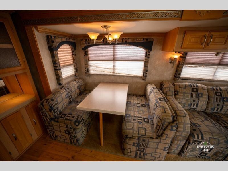 2004 Coachmen Santara Motorized Class A