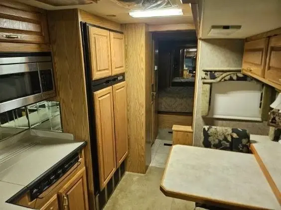 2005 Holiday Rambler Neptune Motorized Class A