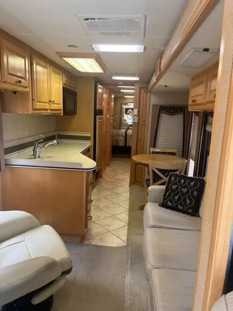 2005 Safari Gazelle Class A Motorhome