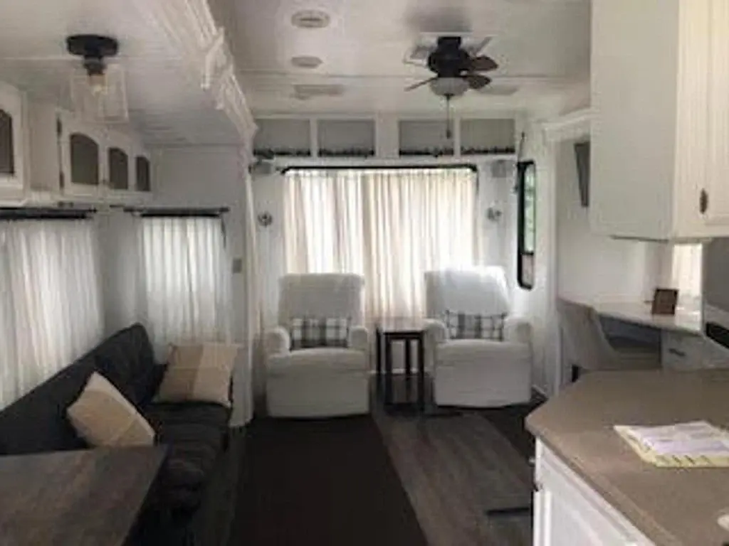 2006 Heartland Big Horn Fifth Wheel