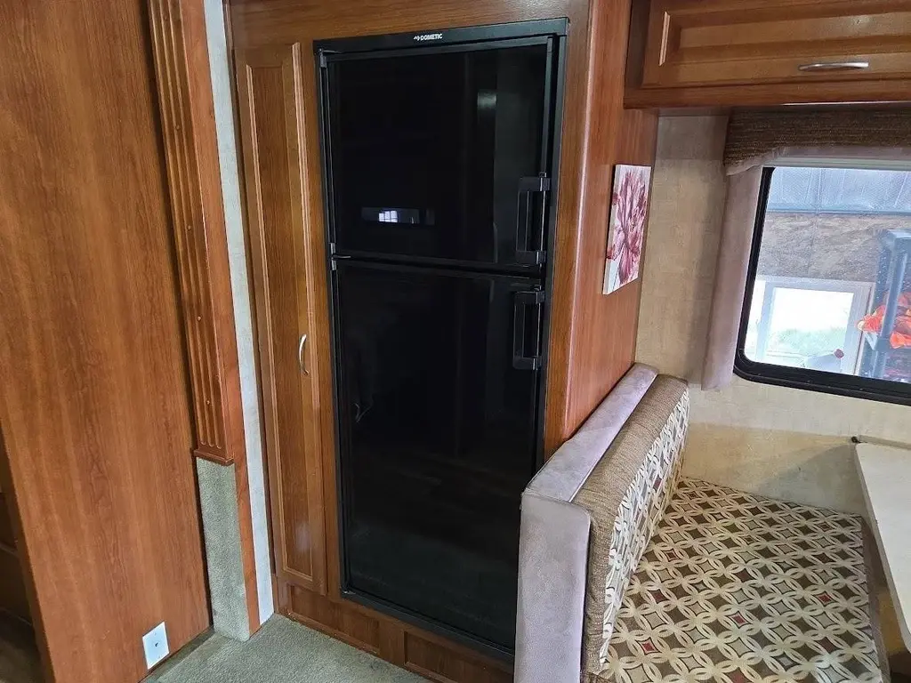 2007 Fleetwood Bounder Motorized Class A