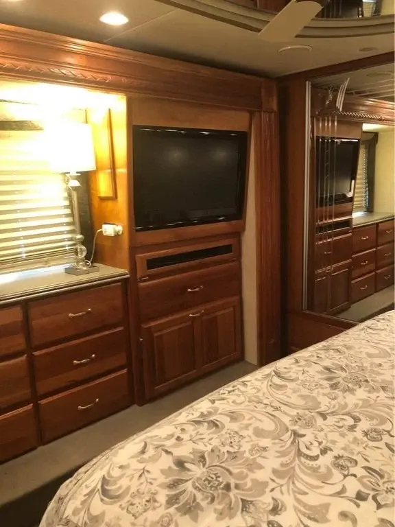 2007 Holiday Rambler Navigator Motorized Class A