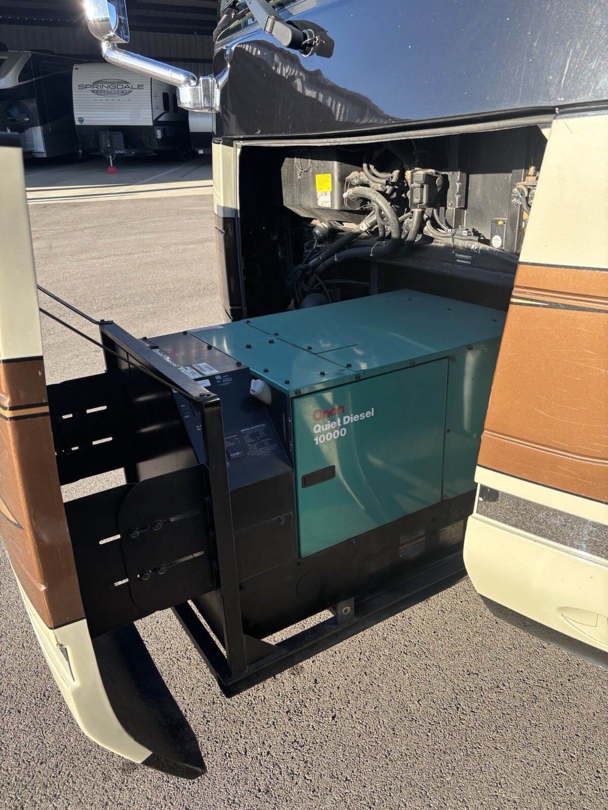 2008 Monaco Dynasty Squire IV