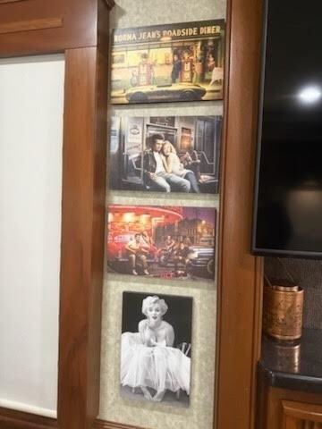 2010 Winnebago Tour Motorized Class A