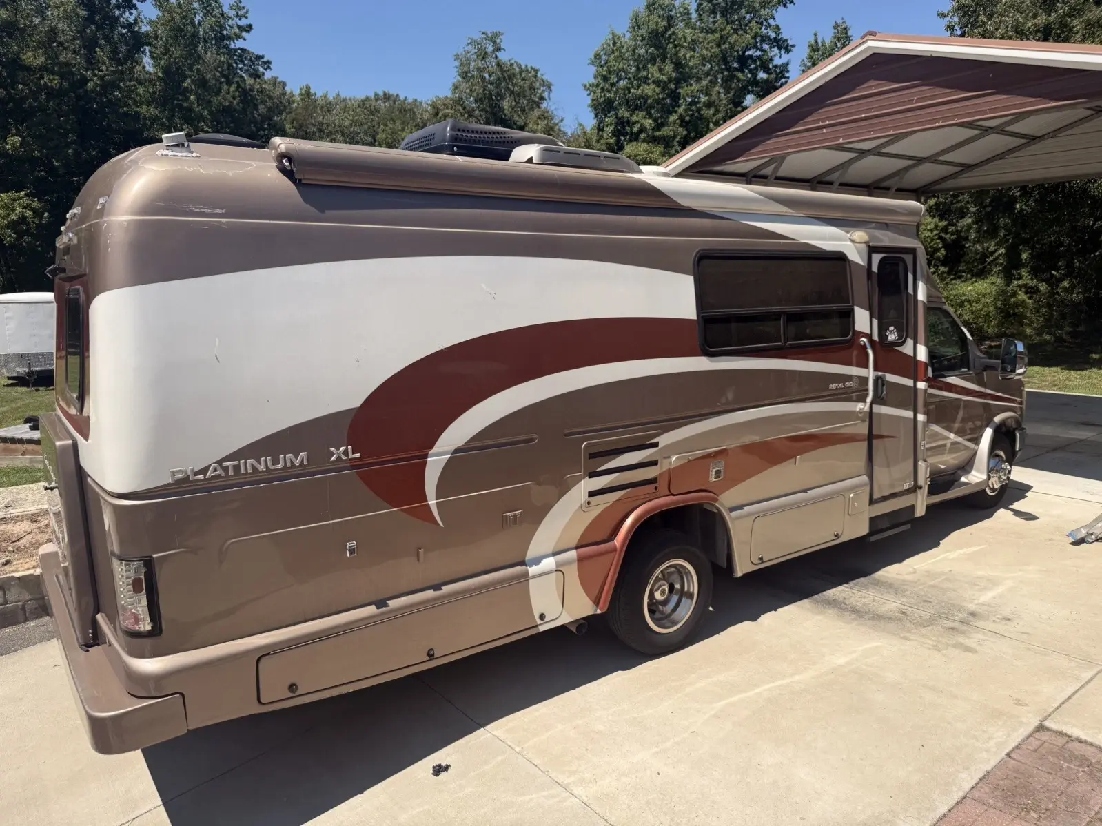 2011 Coach House Platinum 261 XL