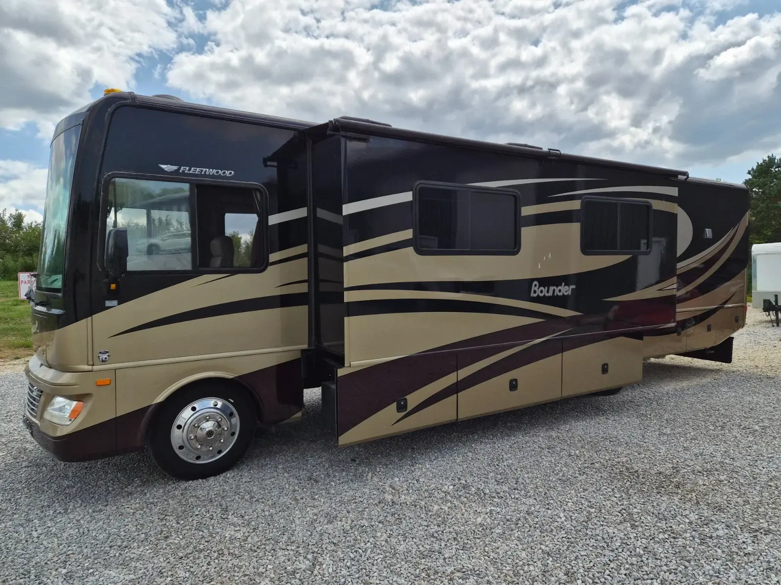 2012 Fleetwood 35K Motorized Class A