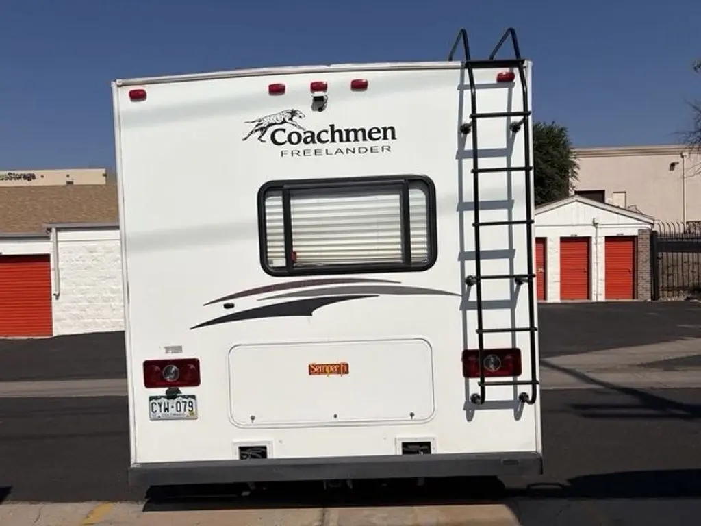 2012 Coachmen Freelander Class C Motorhome