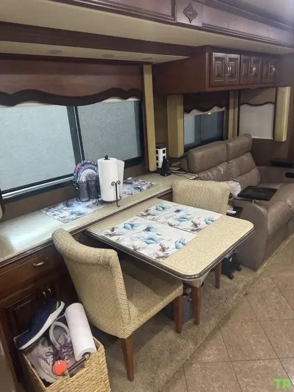 2013 Fleetwood Providence Motorized Class A