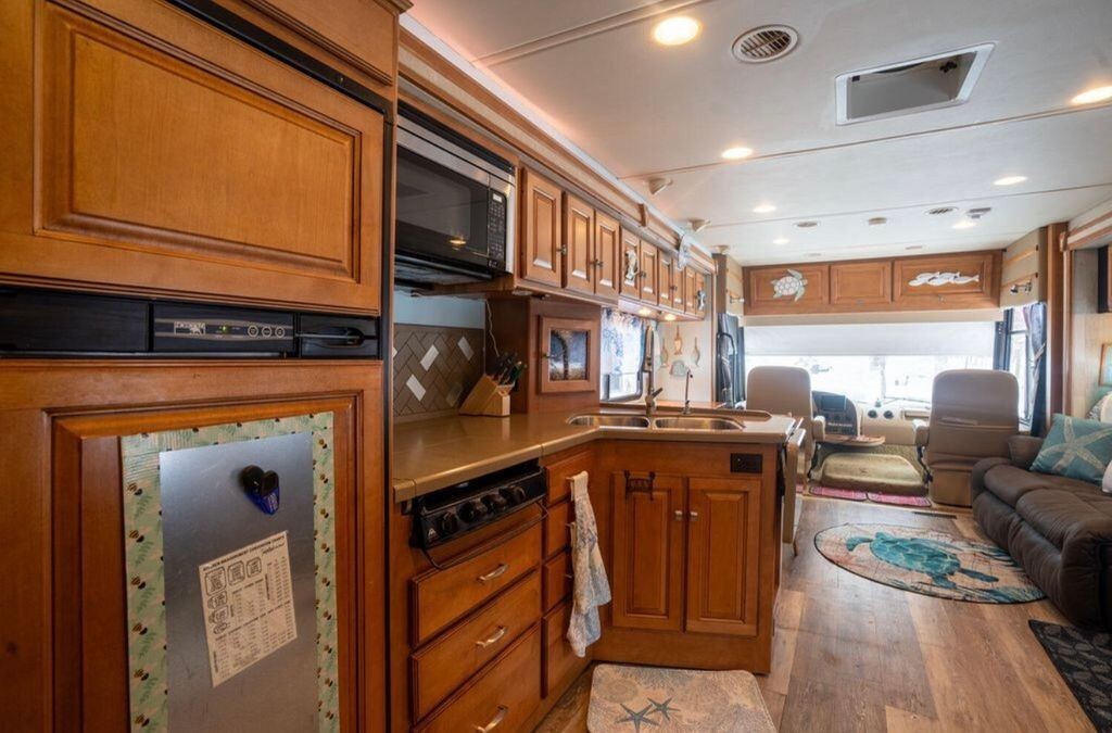 2013 Itasca Suncruiser Class A Motorhome