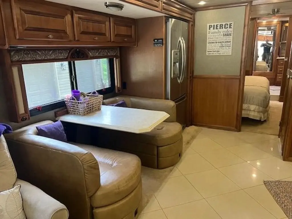 2013 Tiffin Motorhomes Phaeton Motorized Class A