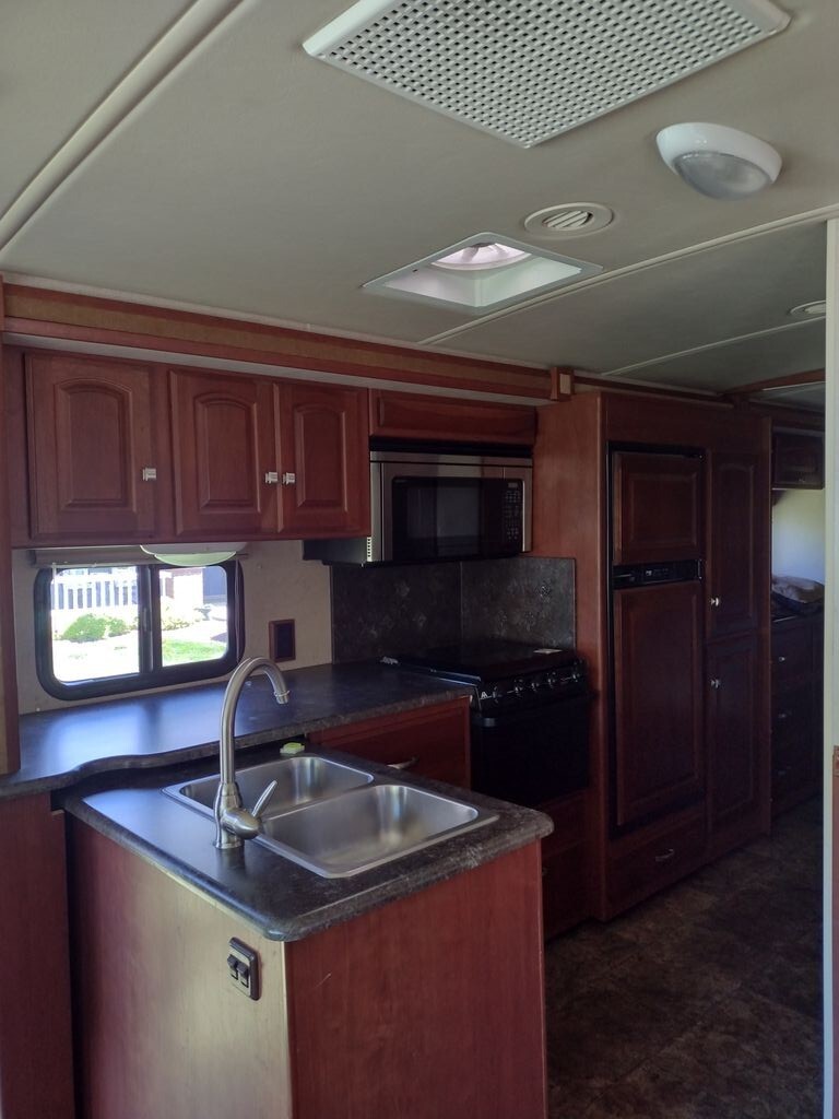 2013 Winnebago Vista Class A Motorhome