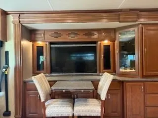 2015 Fleetwood Discovery Motorized Class A