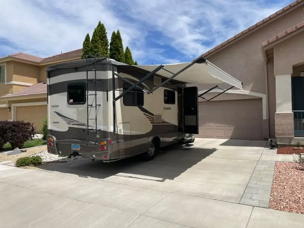 2015 Itasca Navion Class C Motorhome