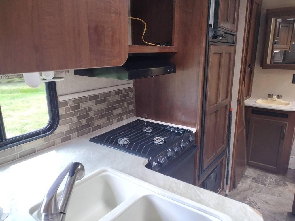 2015 Jayco Jay Flight Travel Trailer