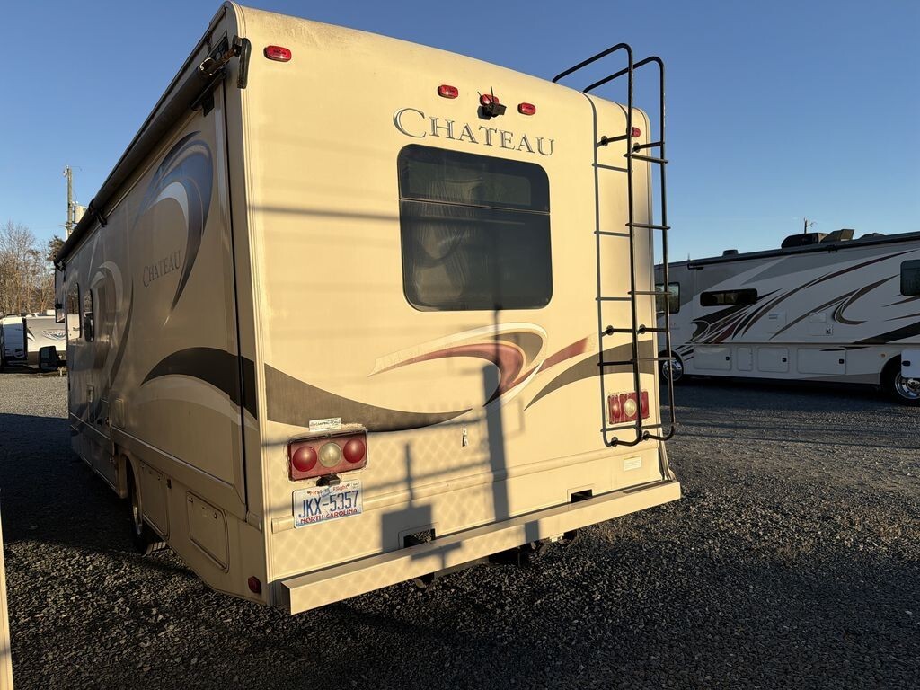 2015 Thor Motor Coach Chateau