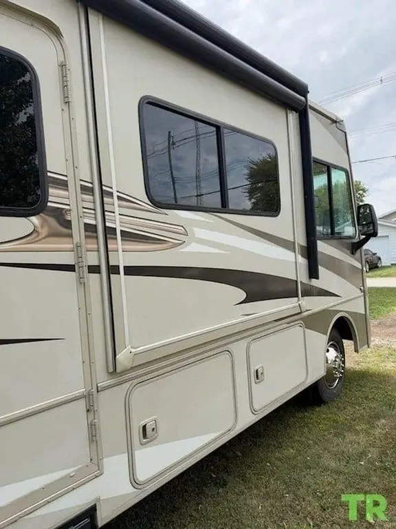 2015 Itasca Sunstar Motorized Class A