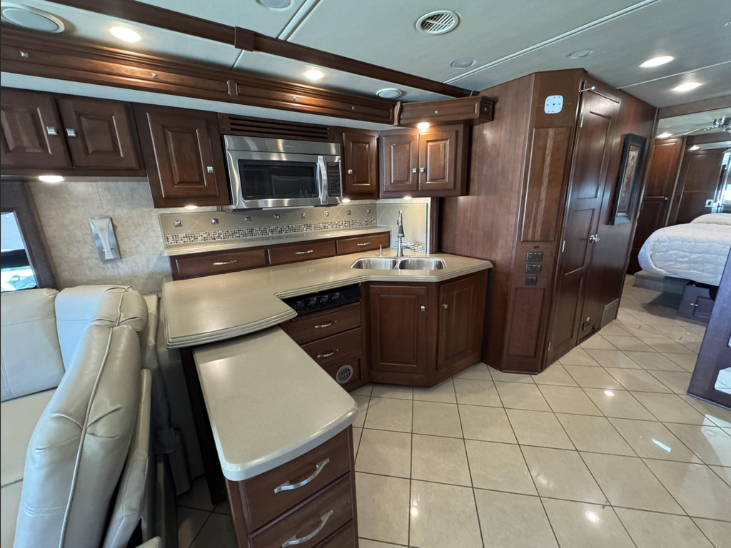 2015 Winnebago Journey Class A Motorhome