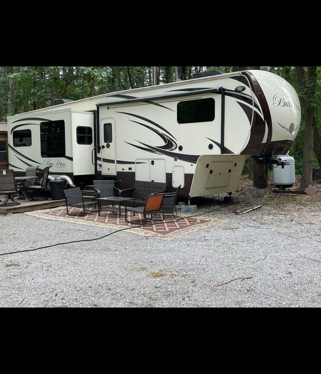 2016 EverGreen RV Bay Hill Fifth Wheel