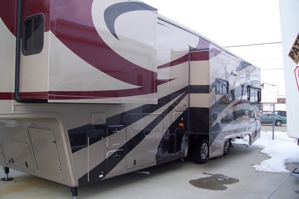 2016 Teton Liberty Fifth Wheel