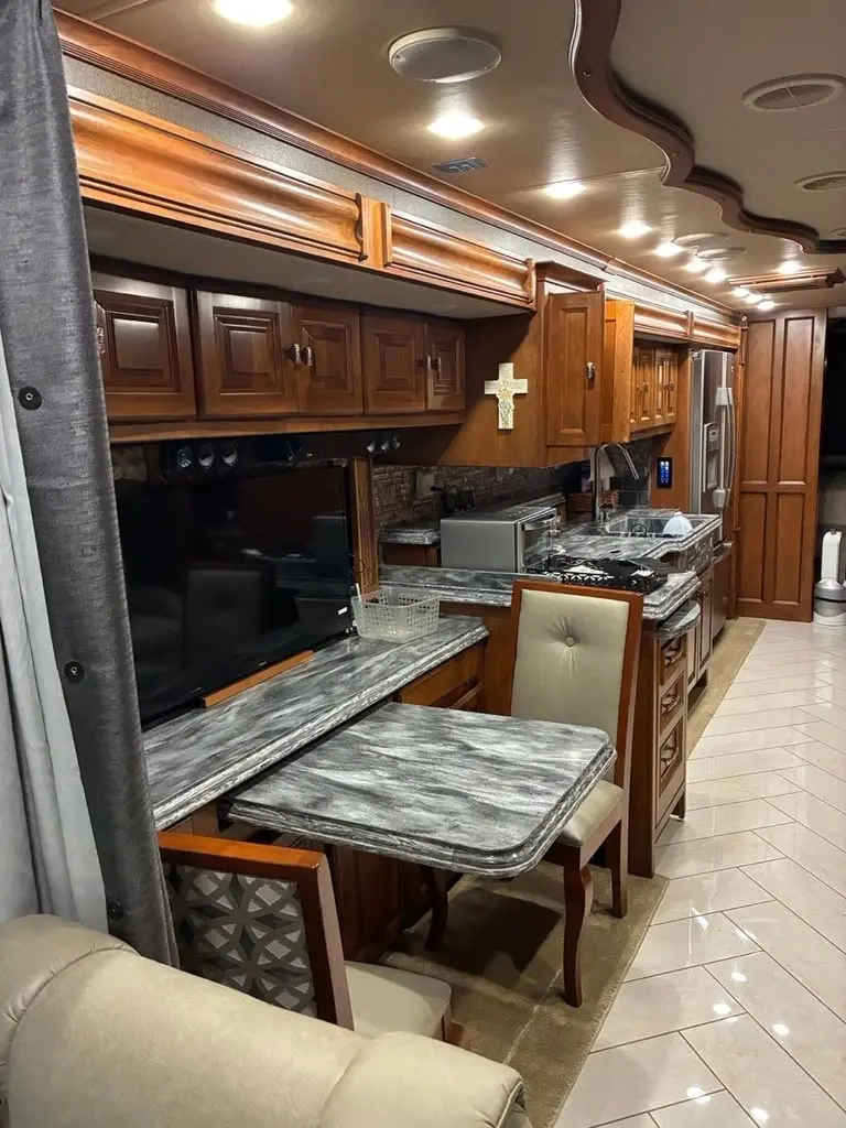 2016 Tiffin Motorhomes Allegro Bus Class A Motorhome