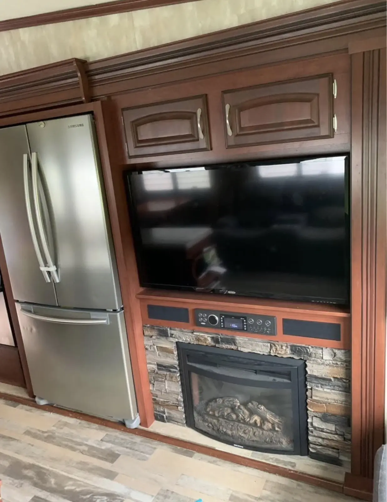 2016 Winnebago Latitude 37