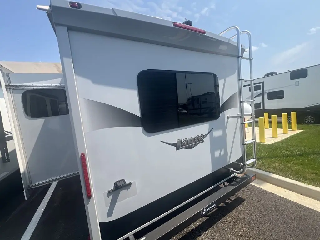 2018 Lance Lance Travel Trailer