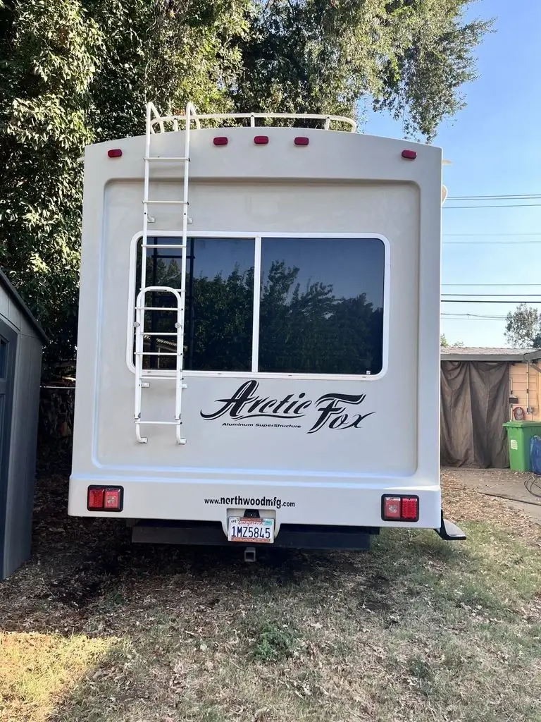 2018 Northwood Arctic Fox Silver Fox Travel Trailer