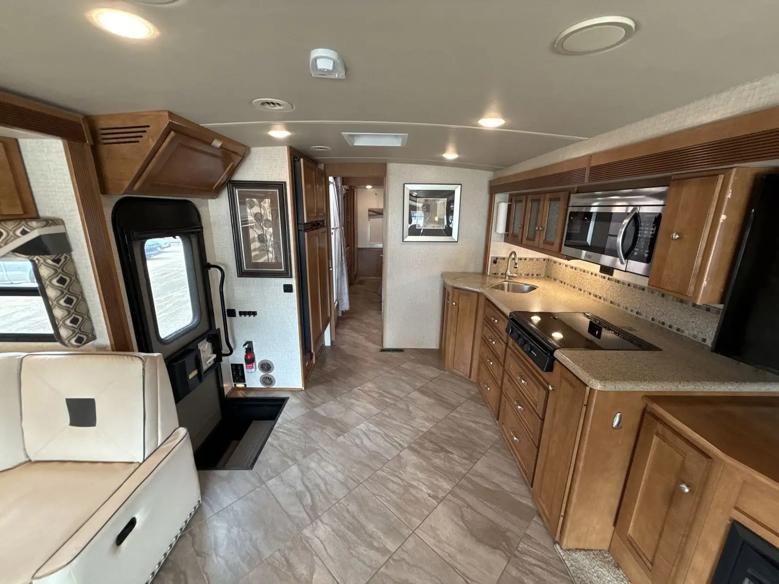 2018 Winnebago Sightseer