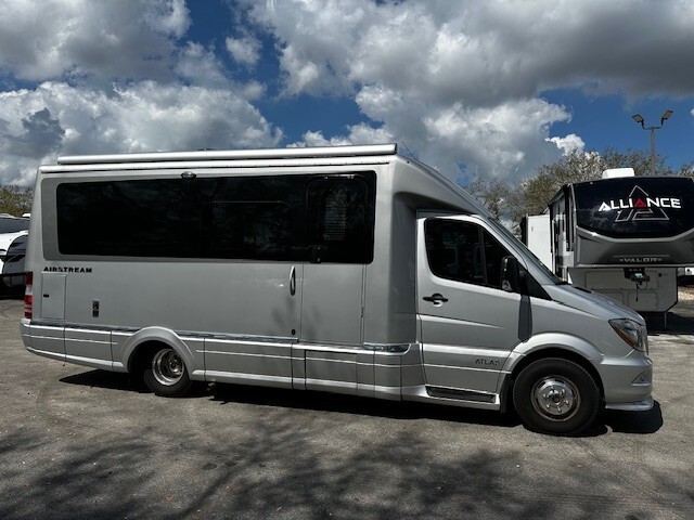 2019 Airstream MURPHY SUITE