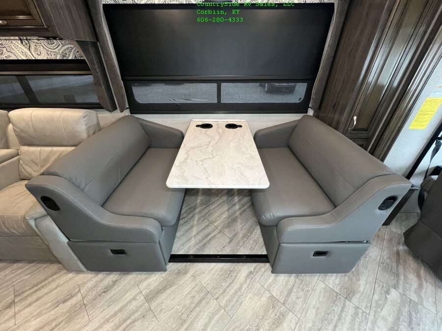 2019 Fleetwood Bounder Extended Living 36FP Toy Hauler