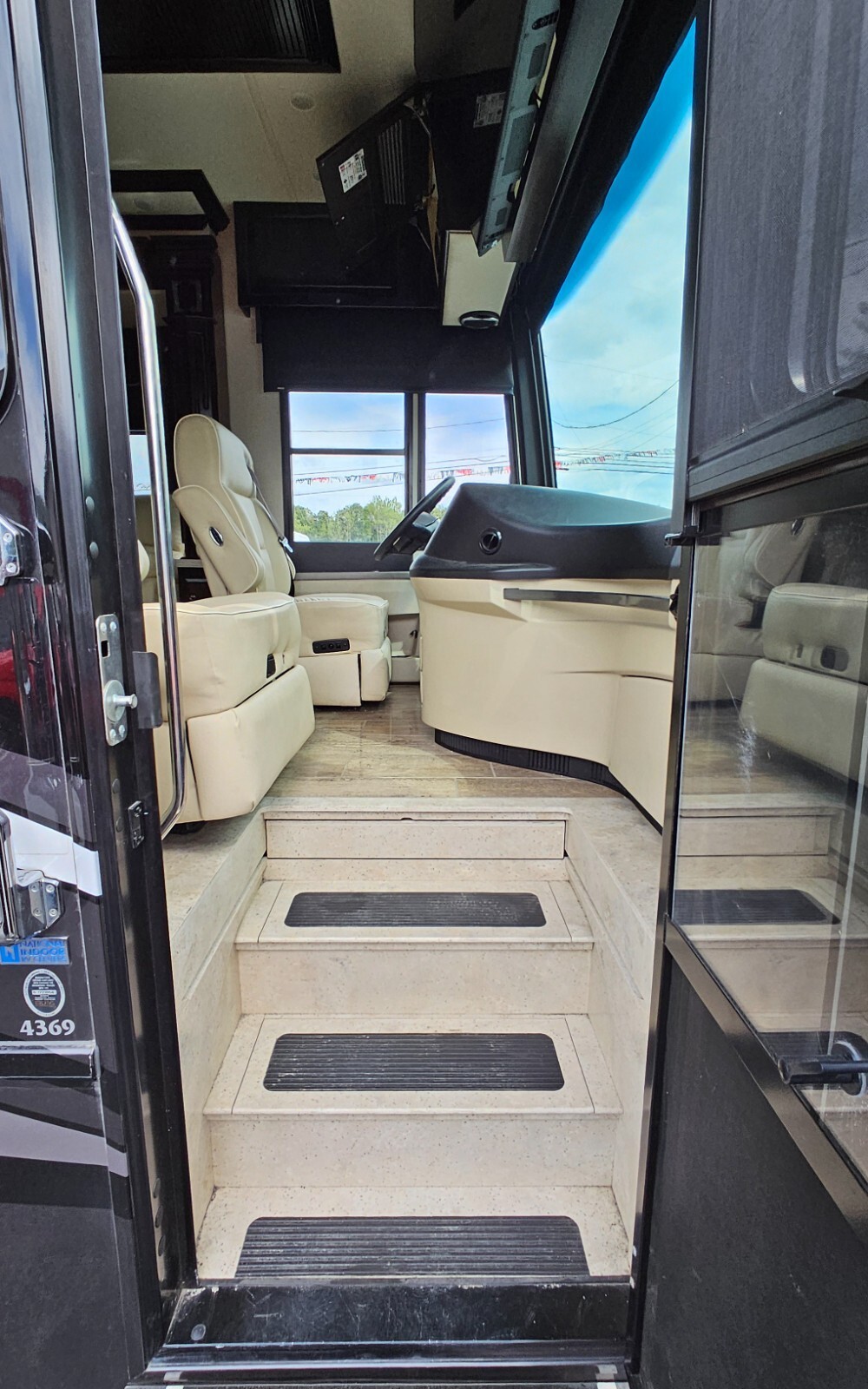 2019 Newmar Dutch Star 4369