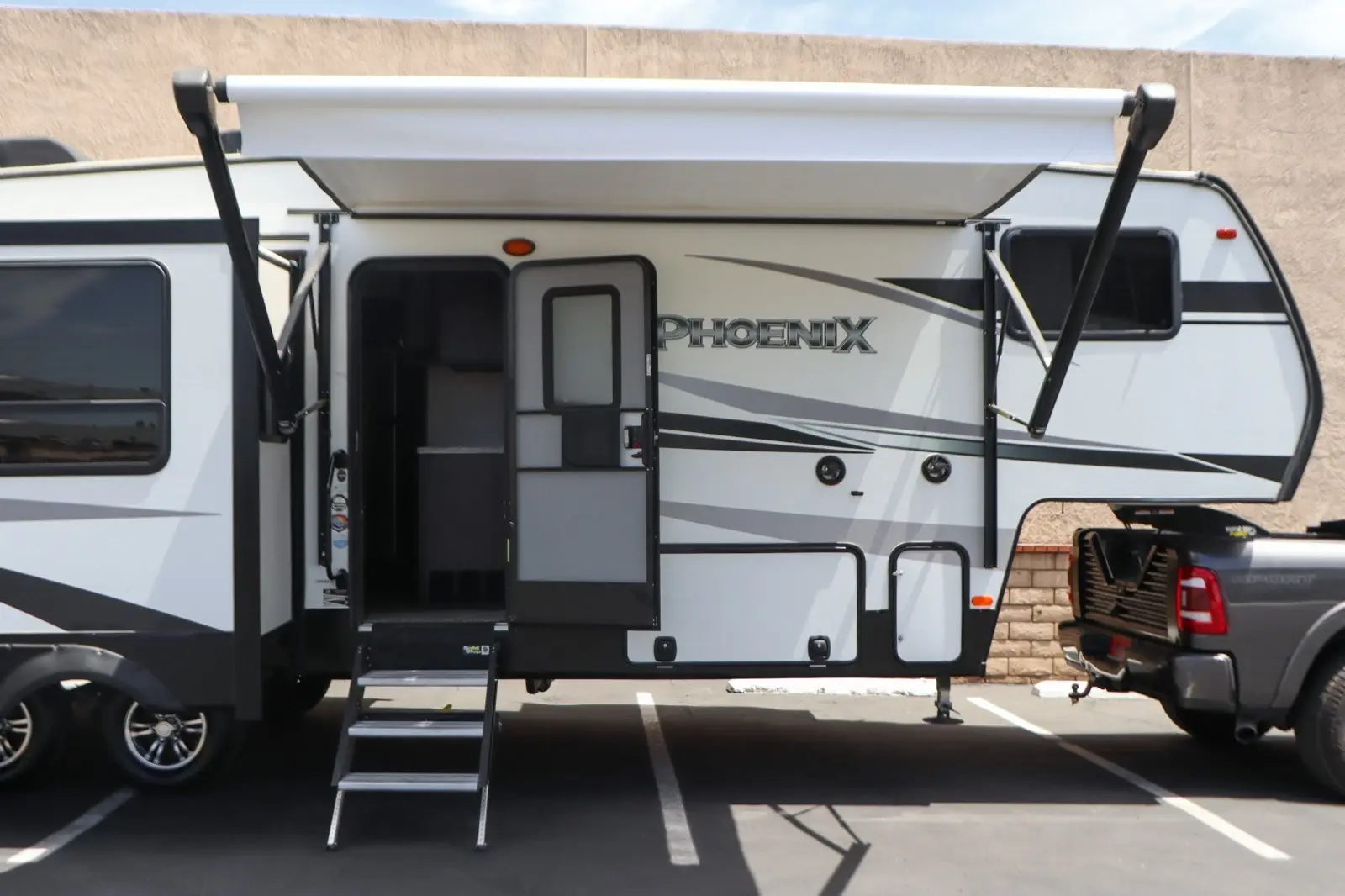 2019 Forest River Shasta Phoenix 285RLS