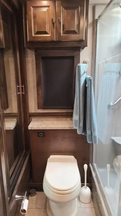 2019 Tiffin Motorhomes Phaeton Motorized Class A