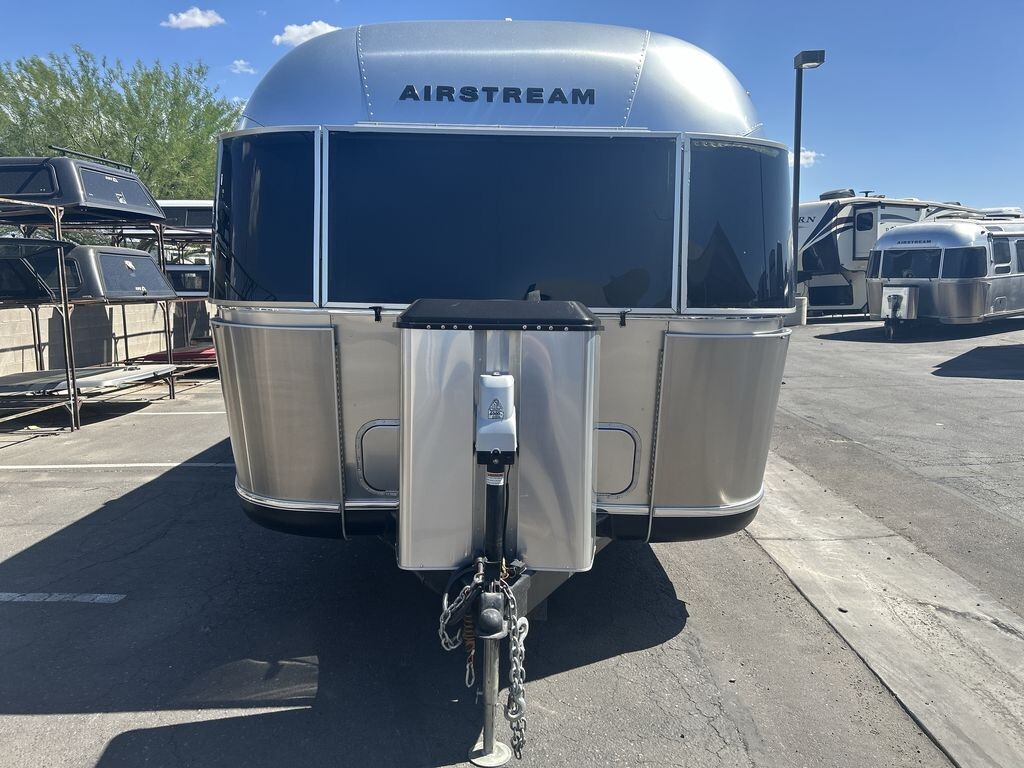 2020 Airstream 33FBQ Classic