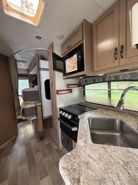 2020 Thor Motor Coach Chateau Motorized Class C