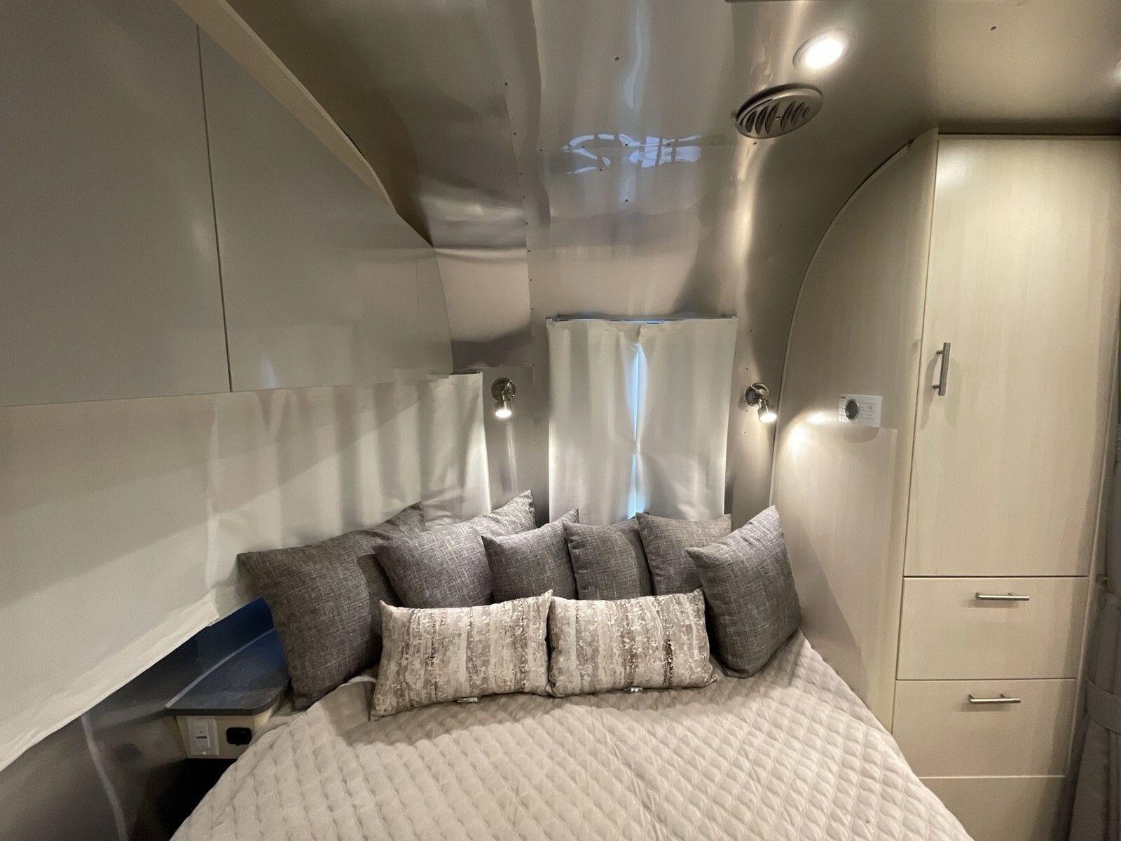 2021 Airstream Flying Cloud