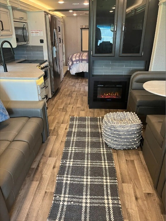 2021 Jayco Precept Motorized Class A