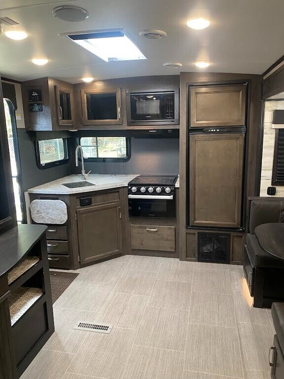 2021 Jayco White Hawk Travel Trailer