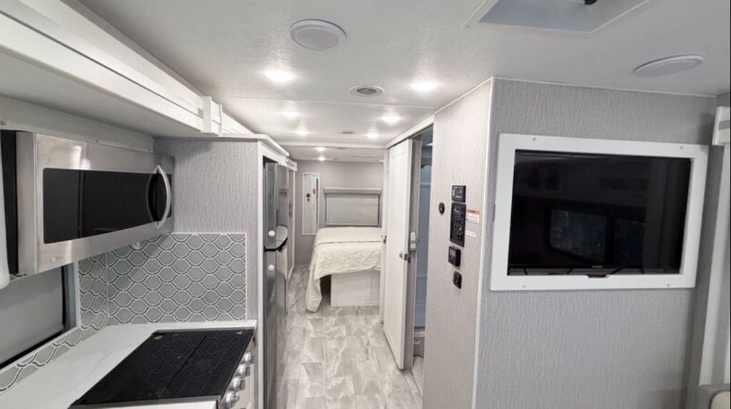 2022 Coachmen Encore Motorized Class A