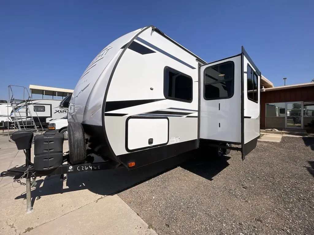 2022 Cruiser RV Twilight Signature