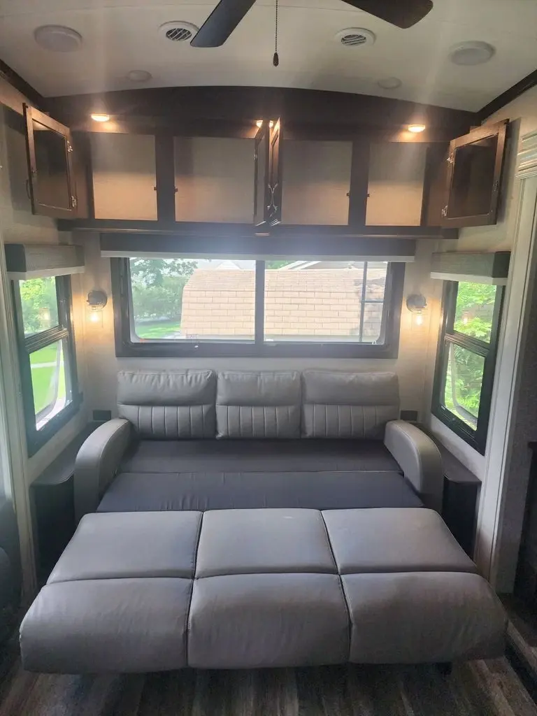 2022 Jayco North Point Fifth Wheel
