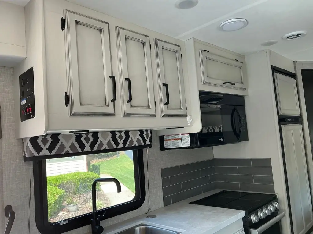 2022 Jayco Redhawk Class C Motorhome