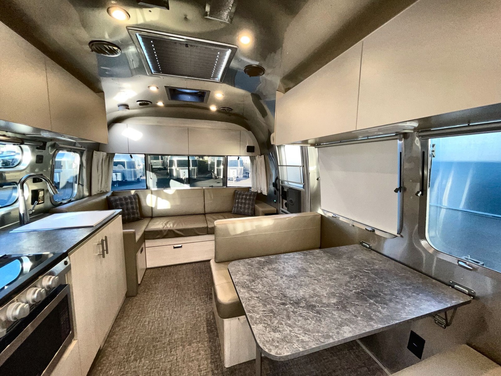 2023 Airstream Flying Cloud