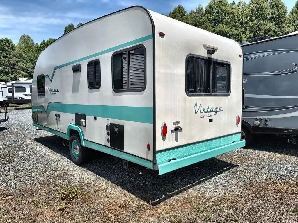2023 Gulf Stream Vintage Cruiser