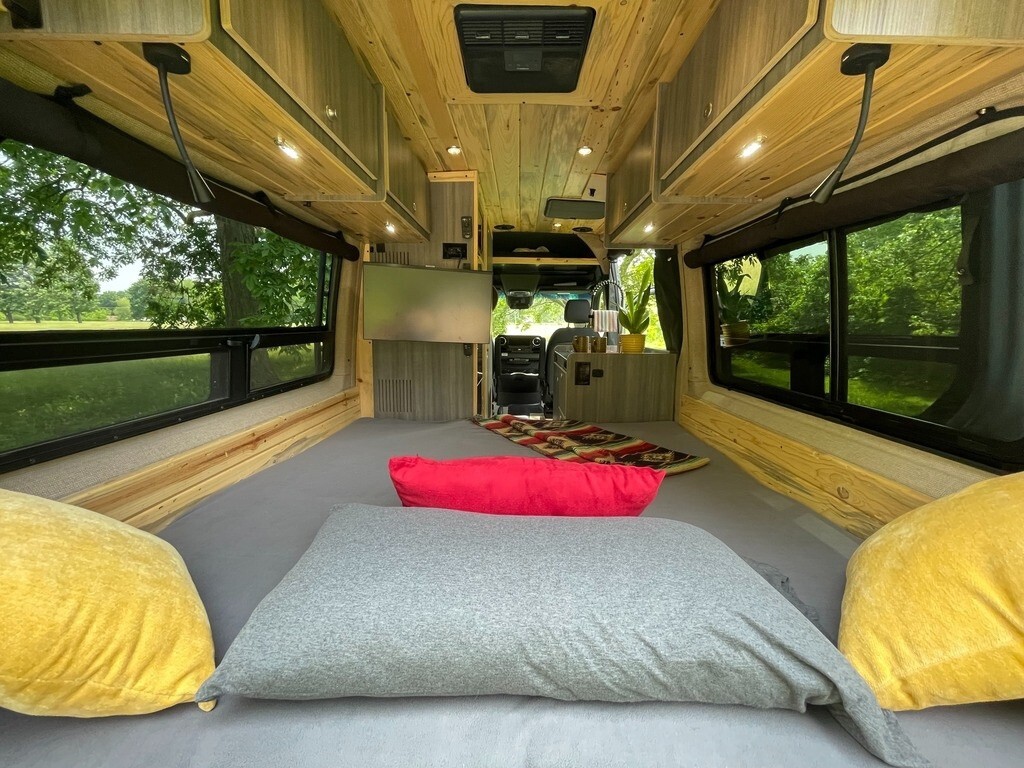 2023 Mercedes-Benz Sprinter 144