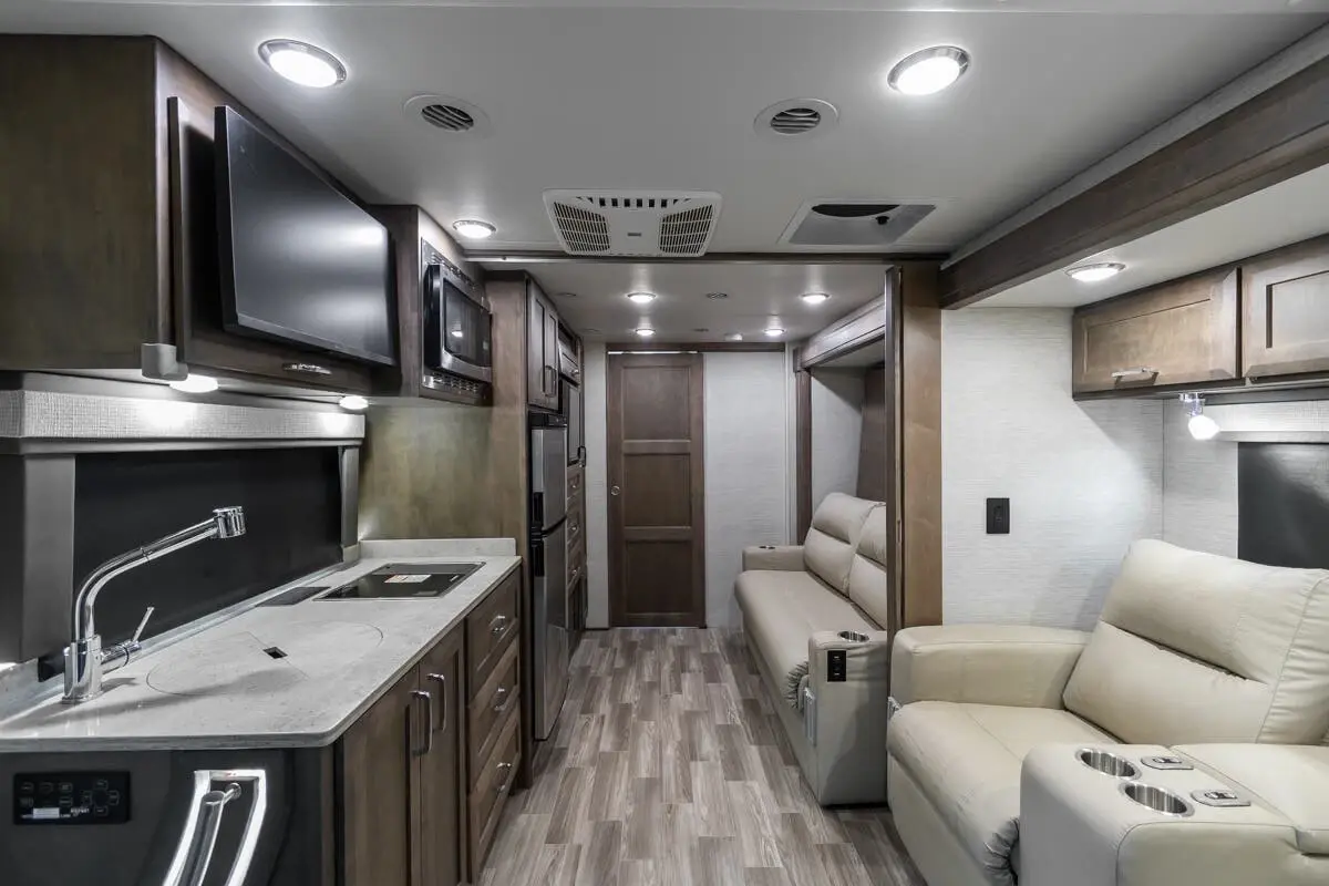 2023 Tiffin Motorhomes Wayfarer