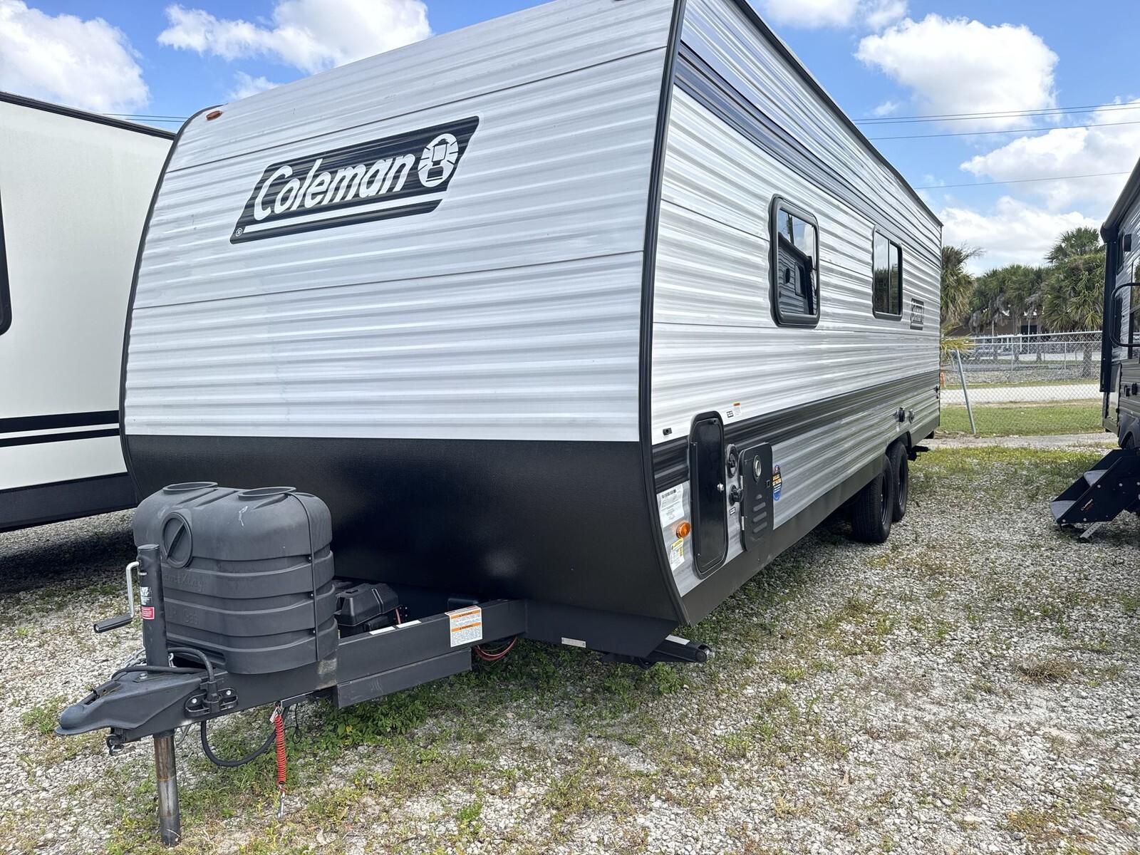 2024 Coleman LANTERN SERIES