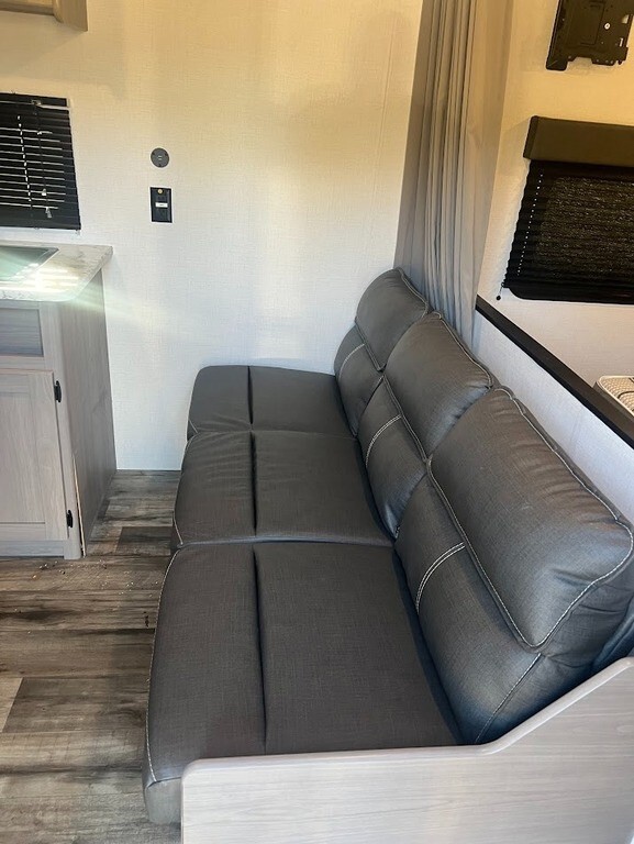 2024 Dutchmen Coleman Lantern LT Travel Trailer